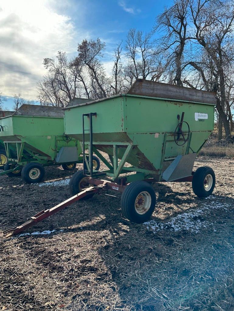 Parker 2000 Gravity Wagon w/ Gear