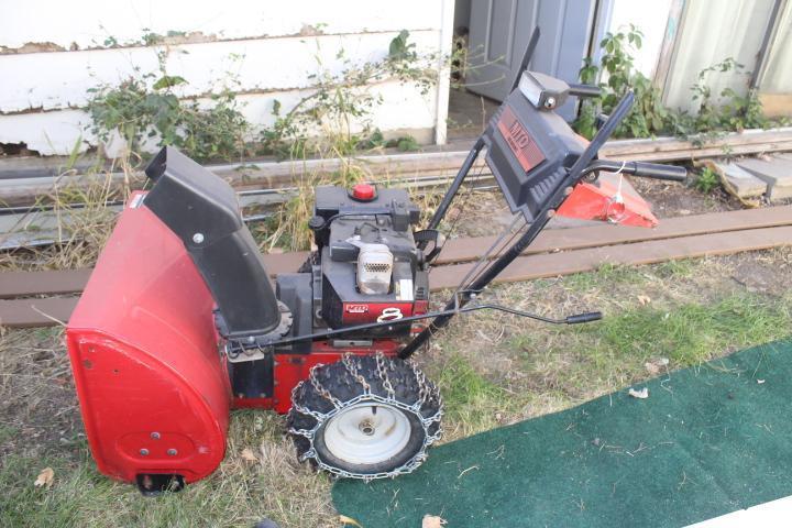 MTD 8 HP 26 In Snowblower