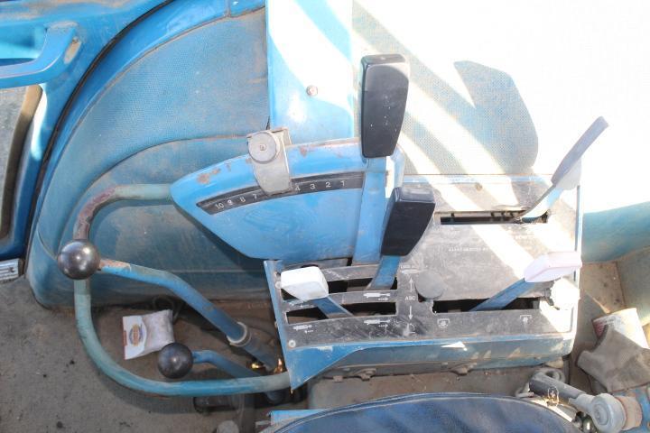 Ford 7700 Dsl Tractor w/Cab