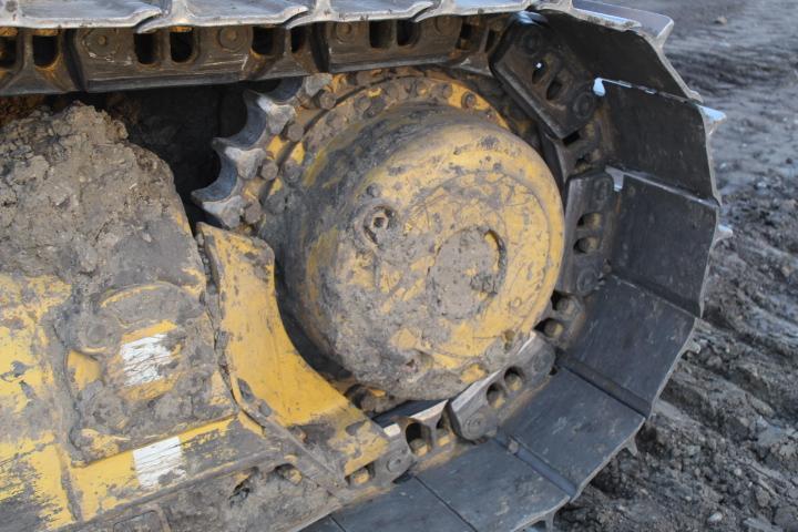 Komatsu D65PX Dozer w/Cab, 2,050 Hrs., SN - 920082 (2015)