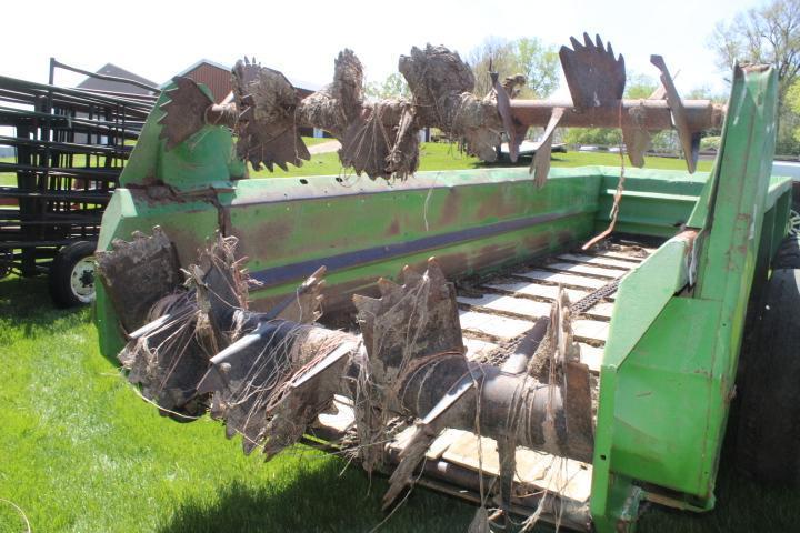 JD 680 Manure Spreader w/Top & Bottom Beaters