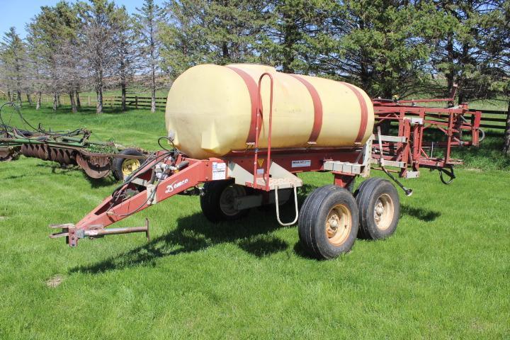 Demco HCP 500 Gal. PT Sprayer w/Tandems