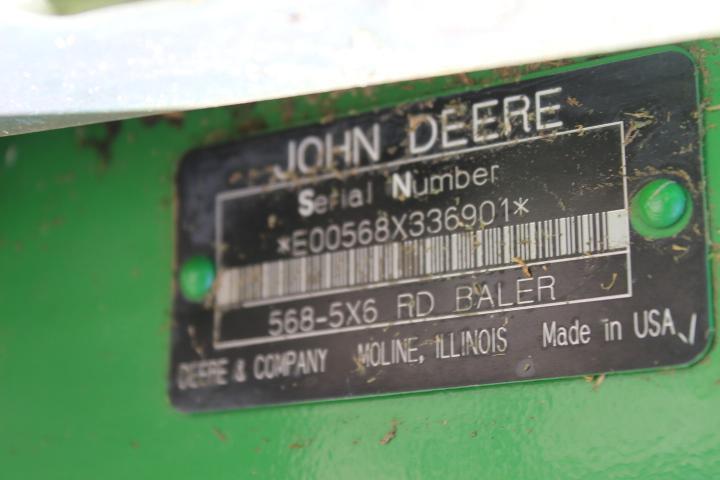 JD 568 Mega Wide Plus Baler w/Twine Tie