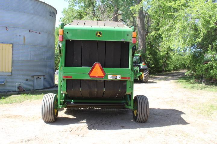 JD 568 Mega Wide Plus Baler w/Twine Tie