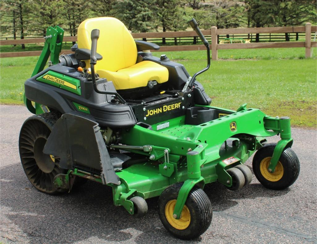 JD Z930R Zero Turn Mower w/Pro 60 In. Deck