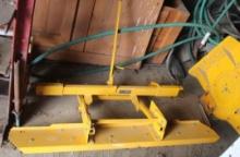 Walker Thatcher Attachment