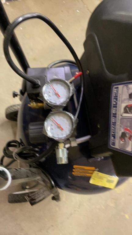 CH 20gal/1.3hp oil-free vertical air compressor