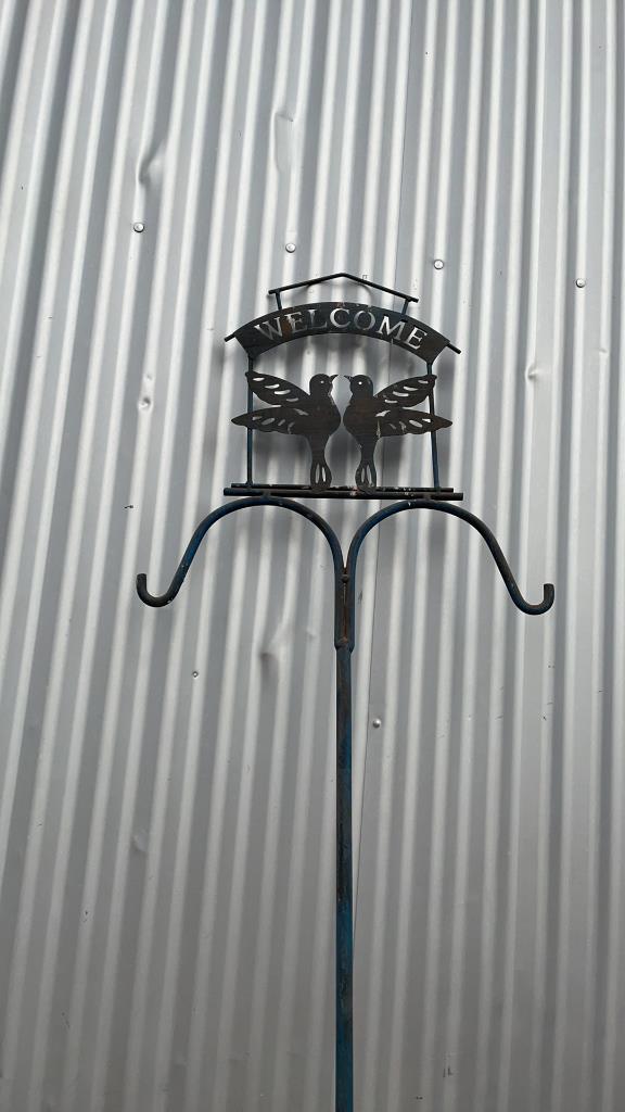 Welcome plant/birdhouse hanger,bird feeders &