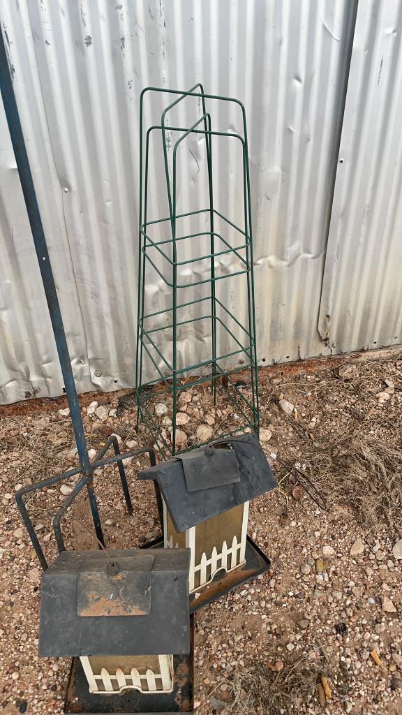 Welcome plant/birdhouse hanger,bird feeders &