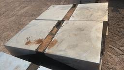 Large metal tool box w/ Center Tank