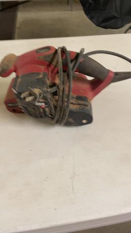 Skill belt sander
