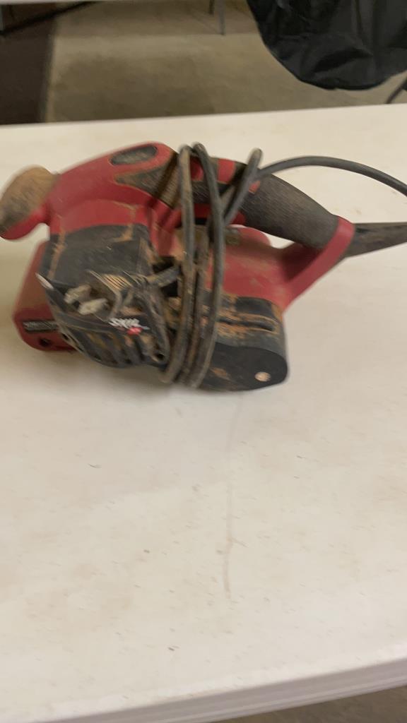 Skill belt sander