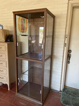 Curio cabinet
