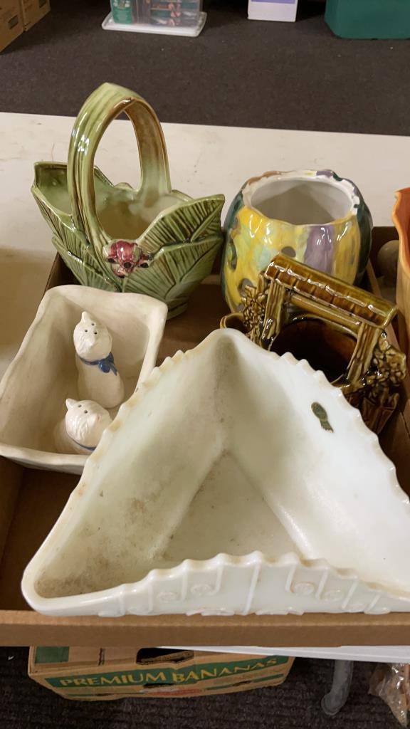 2 boxes of decorative plates, McCoy pieces &