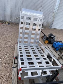 Aluminum carrier w/ramp