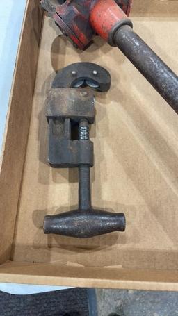 Pipe threader & cutter
