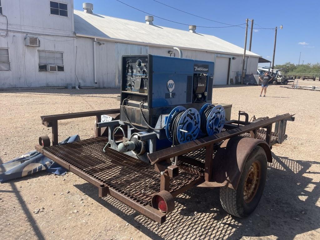 Miller Trailblazer 251 on trailer