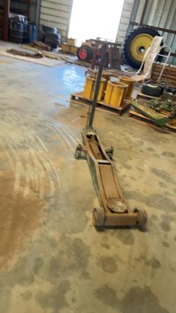 Floor jack
