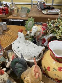 2 boxes of hen/rooster decor