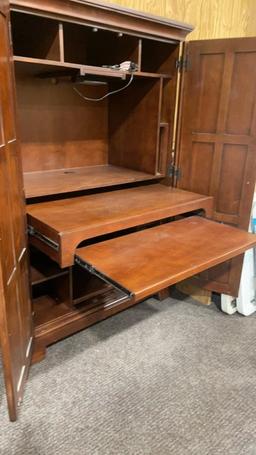 Armoire cabinet /computer desk