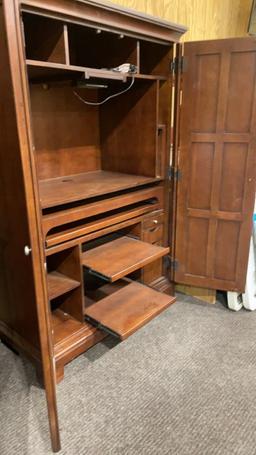 Armoire cabinet /computer desk