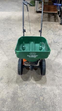 Fertilizer spreader
