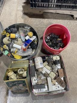 Misc electrical plugs, connectors & toggle