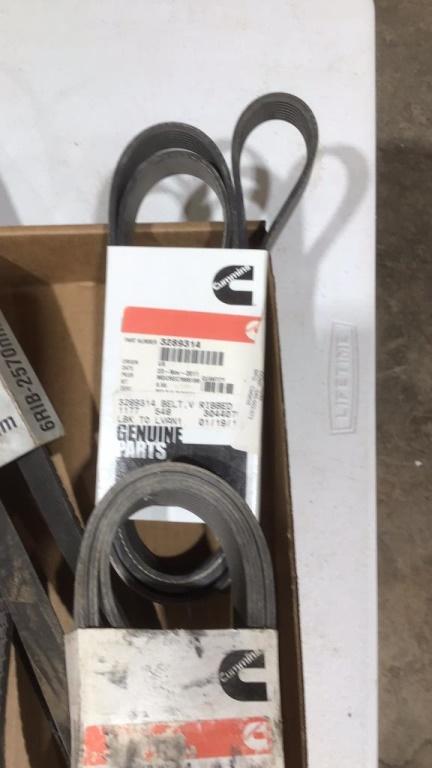 Lot of misc fan belts