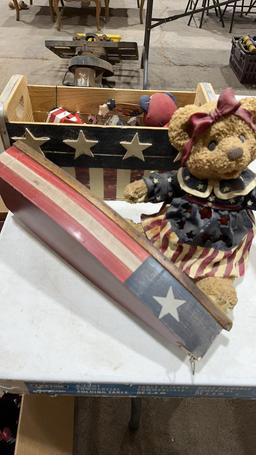 Box of Americana decor