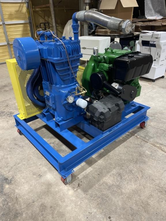 Qunicy 390 Compressor @ Lister Petter Engine