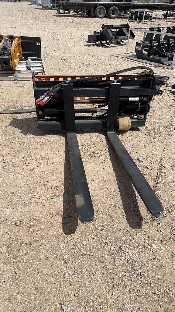 Hydraulic Pallet fork for skid steer