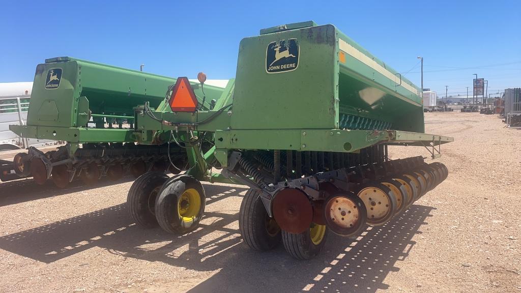 John Deere 455 25' Grain Drill