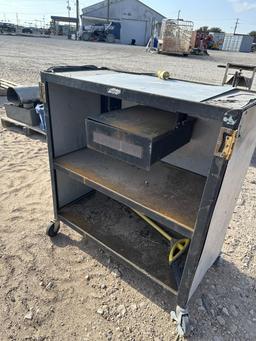 Rolling work bench