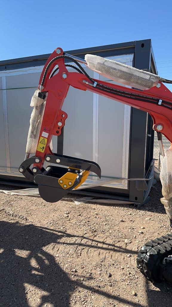 AGT MX15R Mini Excavator