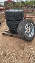 Set of 4 Terra Hunter X/T 33x12.50R20LT tires &