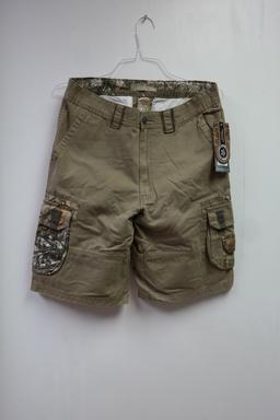 Realtree shorts Camoflauged and Camo Pockets New