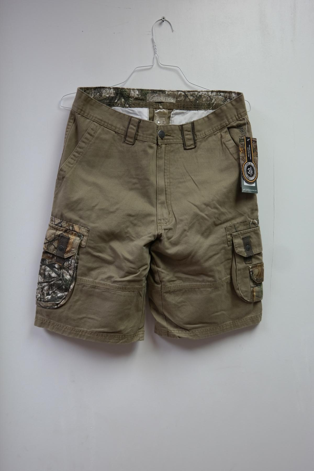 Realtree shorts Camoflauged Trim New