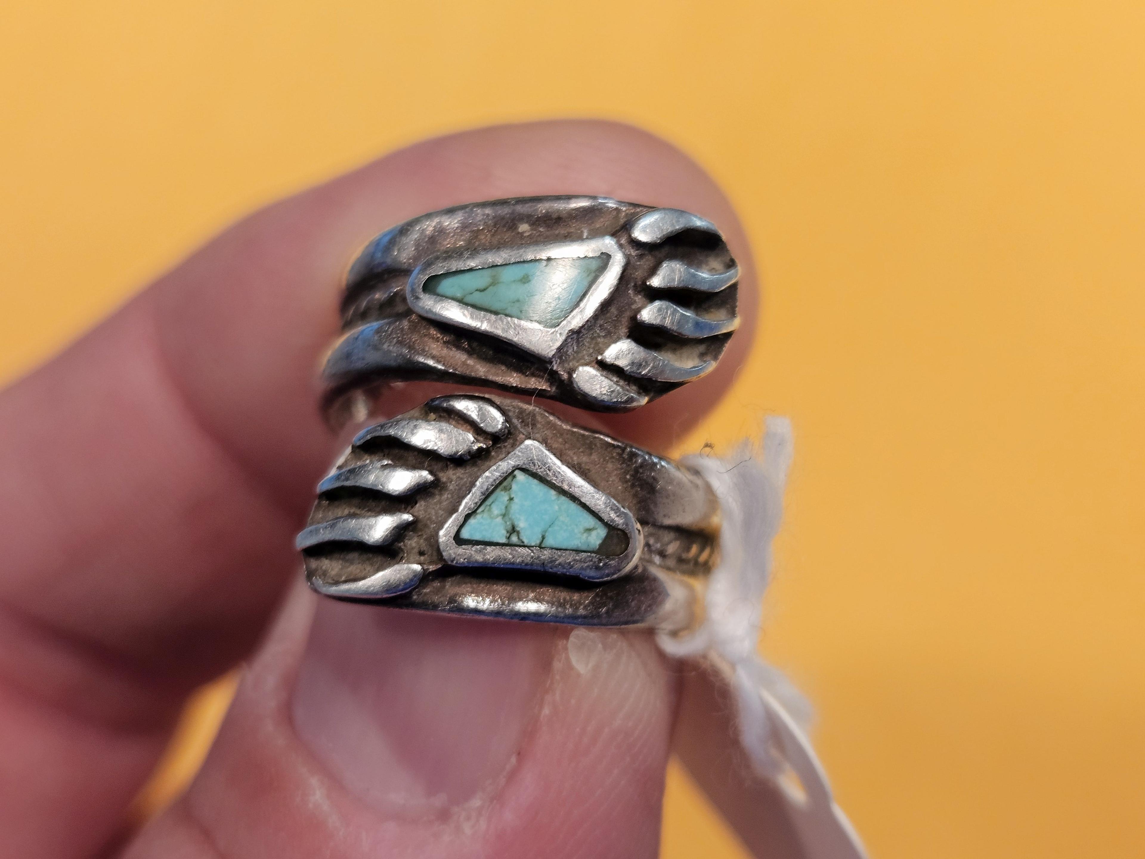 Cool, vintage Mexican silver ring