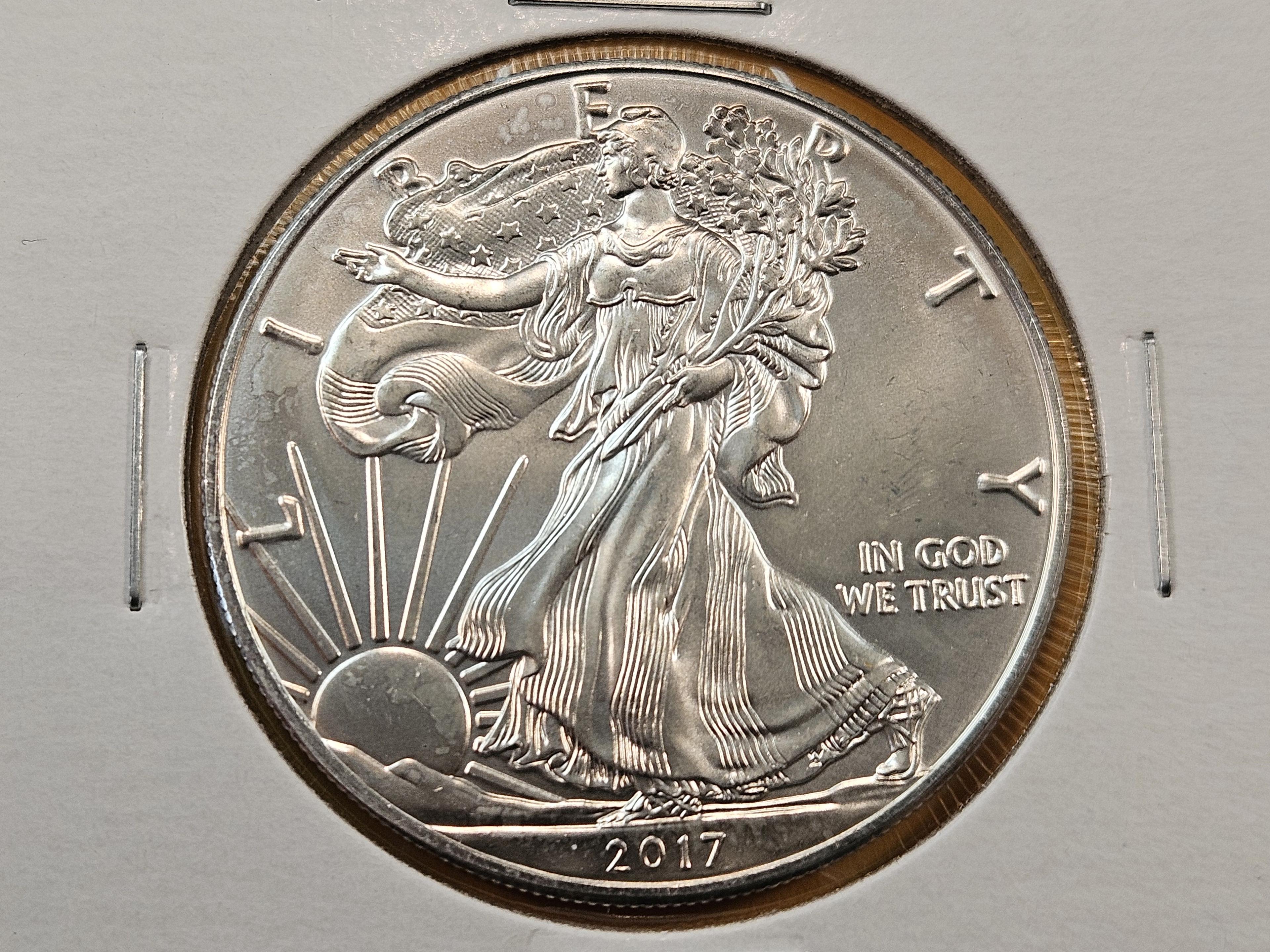 Two GEM Brilliant Uncirculated American Silver Eagles