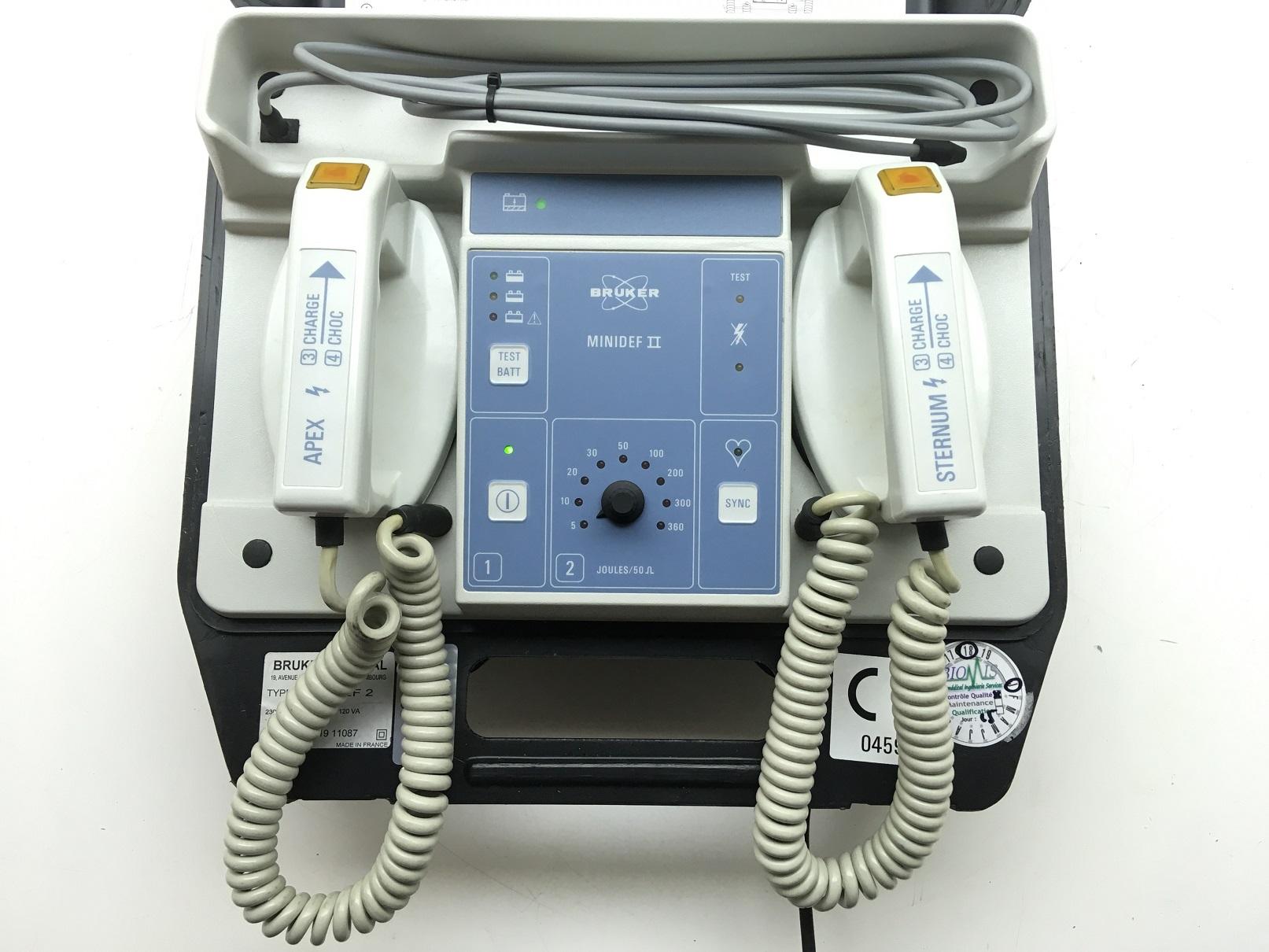 Bruker Medical Minidef 2 Portable Defibrilator