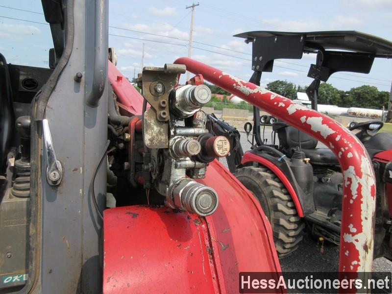 2013 TAKEUCHI TL12 CRAWLER LOADER