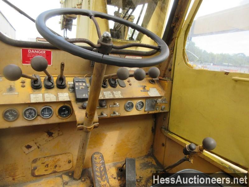 GROVE IND68 CRANE