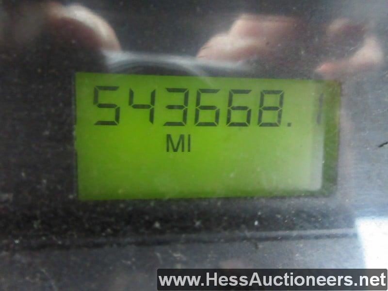 2015 FREIGHTLINER CASCADIA T/A DAYCAB, HESS REPORT IN PHOTOS, 543668 MILES