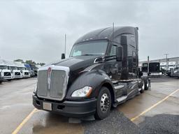 2016 KENWORTH T680 T/A SLEEPER