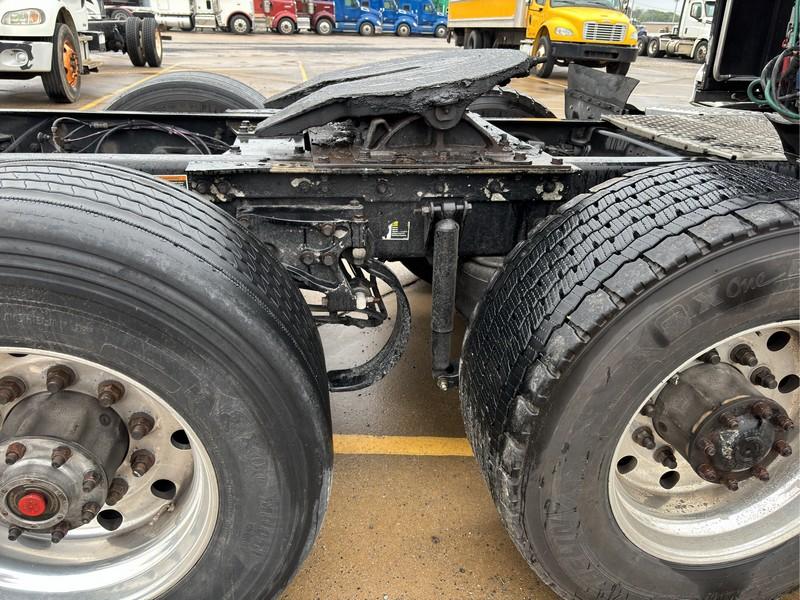 2016 KENWORTH T680 T/A SLEEPER