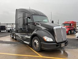 2016 KENWORTH T680 T/A SLEEPER