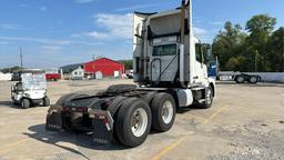 2017 VOLVO VNL T/A DAYCAB