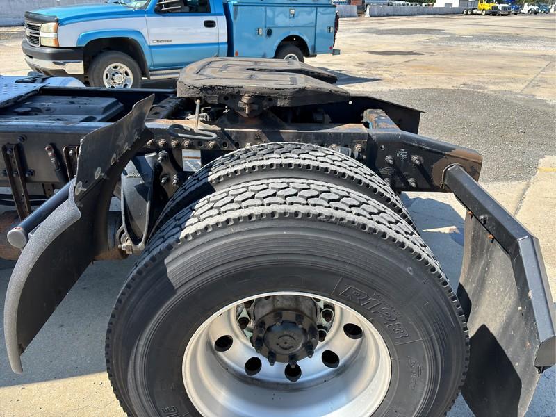 2016 FREIGHTLINER CASCADIA S/A DAYCAB
