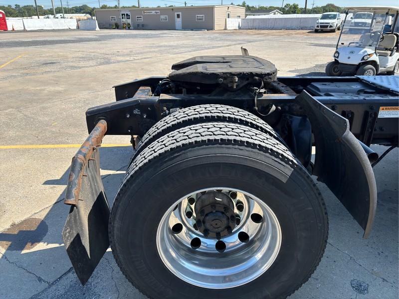 2016 FREIGHTLINER CASCADIA S/A DAYCAB
