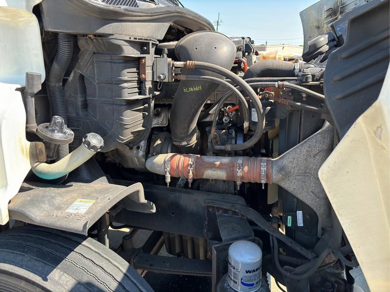 2016 FREIGHTLINER CASCADIA S/A DAYCAB
